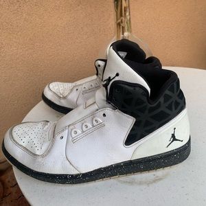 Air Jordan Flight 1 (Men's size 10.5) 743188